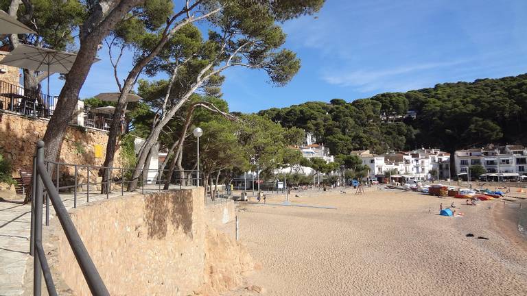 platja-de-tamariu-tamariu-catalonia beach