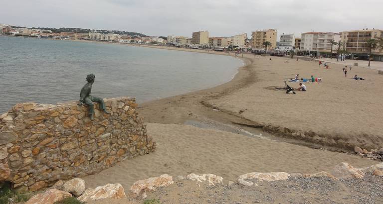platja-dels-riells-lescala-catalonia beach