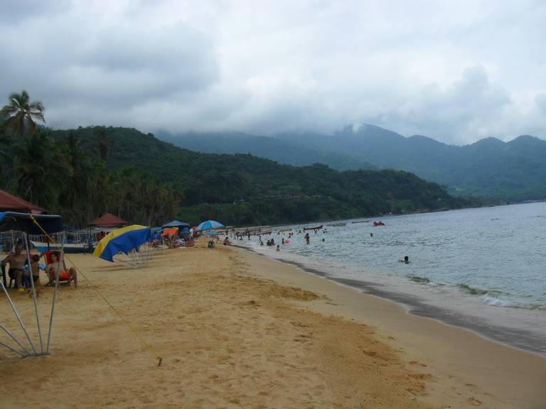 playa-arapito-arapito-sucre-state beach