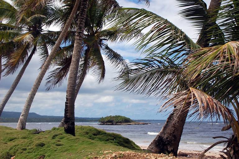 playa-arroyo-salado-la-entrada-maria-trinidad-sanchez-province beach