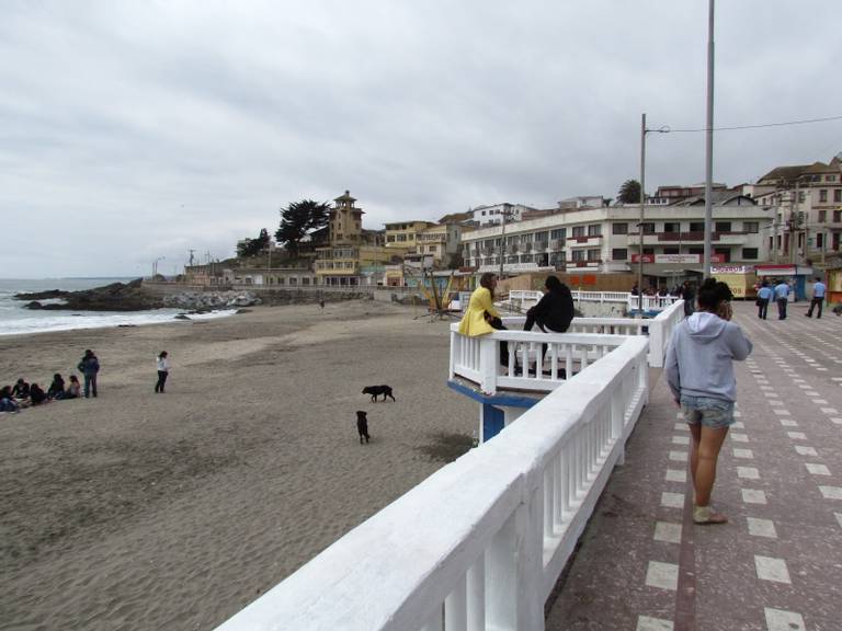 playa-chica-cartagena-valparaiso-region beach