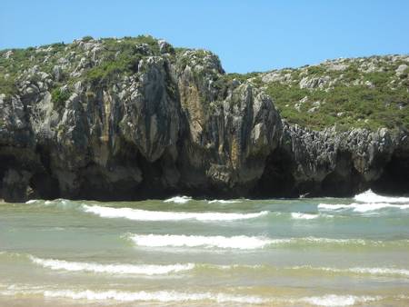 playa-cueva-viodo-asturias beach