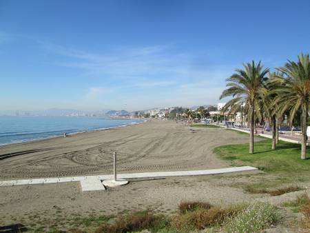 playa-de-el-dedo-m%C3%A1laga-andalusia beach