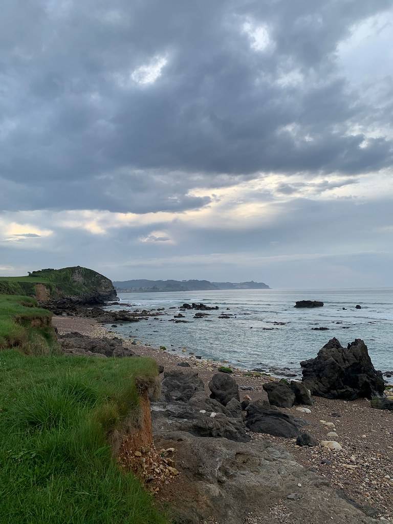 playa-de-la-beciella-caravia-asturias beach