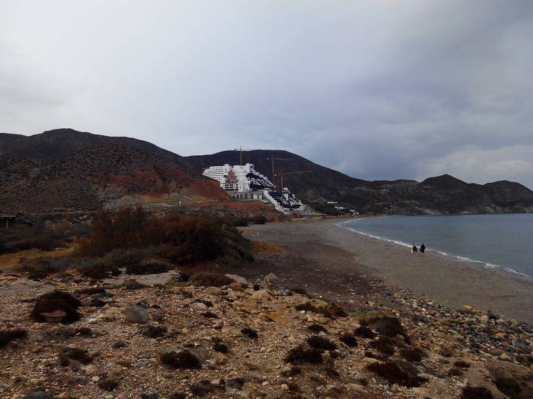 playa-de-la-galera-carboneras-andalusia beach