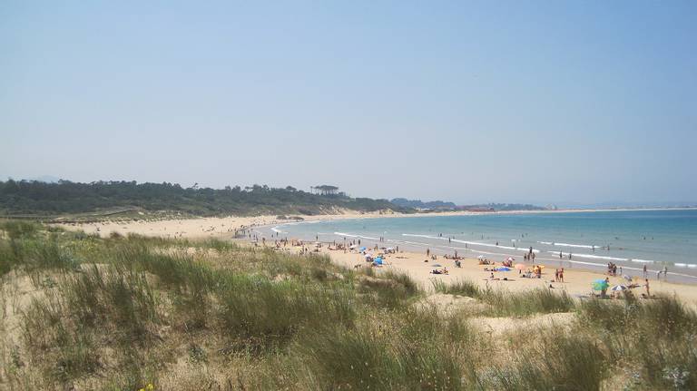 playa-de-loredo-loredo-ribamontan-al-mar-cantabria beach