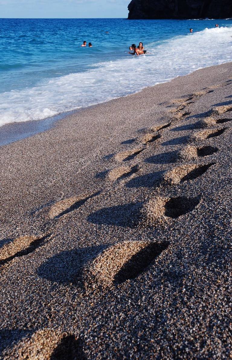 playa-de-los-muertos-carboneras-andalusia beach