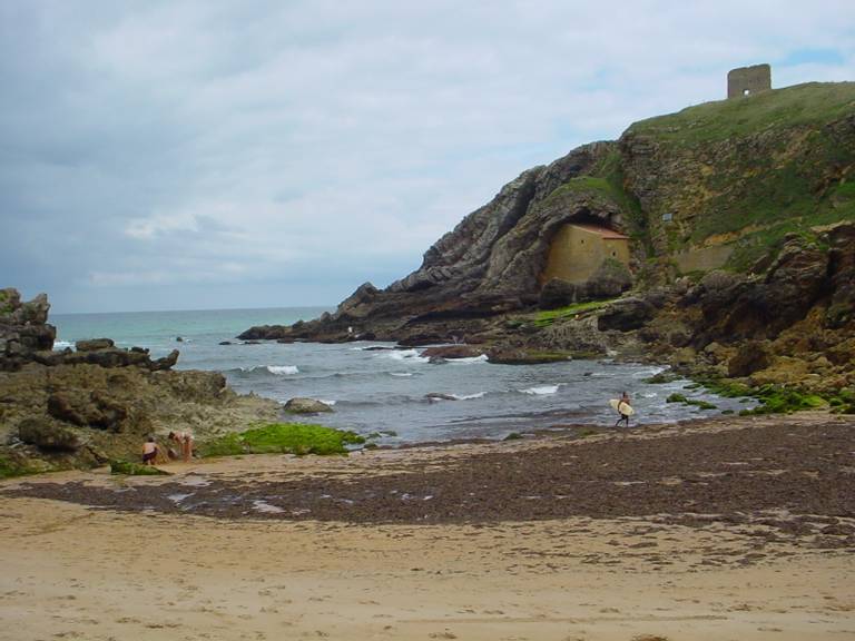 playa-de-santa-justa-ubiarco-cantabria beach