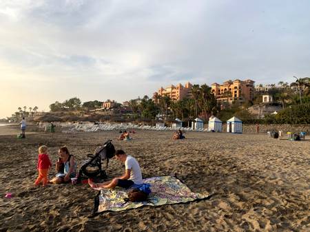 playa-del-duque-santa-cruz-de-tenerife beach