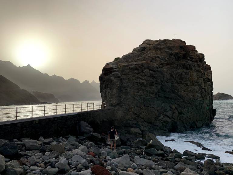 playa-del-roque-de-las-bodegas-santa-cruz-de-tenerife beach