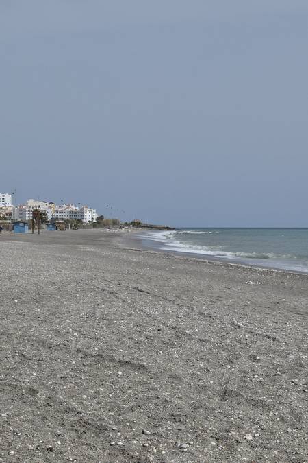 playa-el-playazo-nerja-andalusia beach