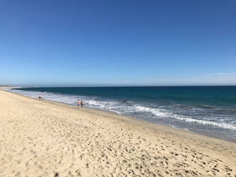 playa-hotelera-san-jose-del-cabo beach