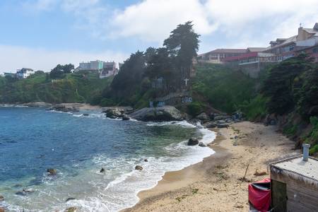 playa-la-tortuga-quintero-valparaiso-region beach