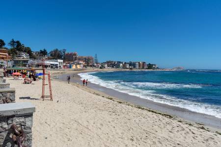 playa-las-cadenas-algarrobo-valparaiso-region beach