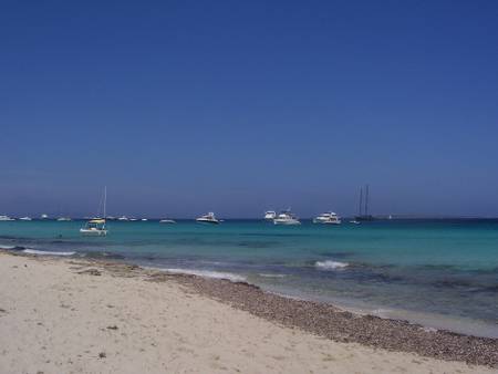playa-llevante-formentera-balearic-islands beach