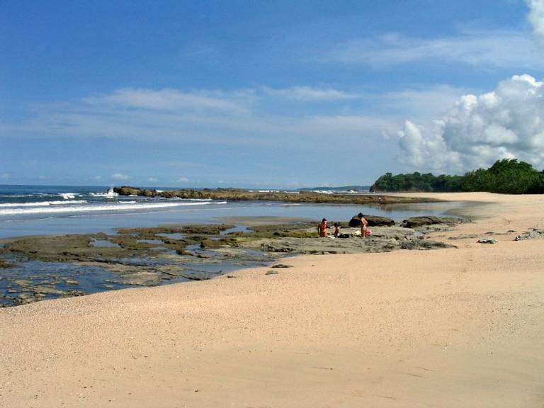 playa-pelada-nosara-guanacaste-province beach