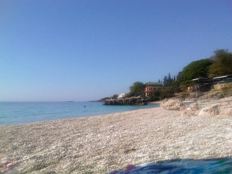 plazhi-i-dh%C3%ABrmiut-bashkia-himar%C3%AB-southern-albania beach