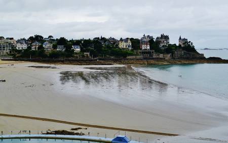 plage-de-l'ecluse-dinard-brittany beach