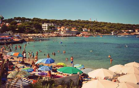 plage-de-la-garoupe-antibes-provence-alpes-c%C3%B4te-dazur beach