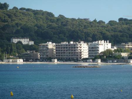 plage-de-la-salis-antibes-provence-alpes-c%C3%B4te-dazur beach