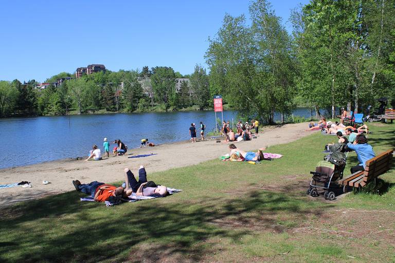 plage-lucien-blanchard-sherbrooke-quebec beach