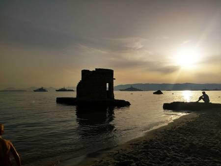 plages-de-louest-antibes-provence-alpes-c%C3%B4te-dazur beach