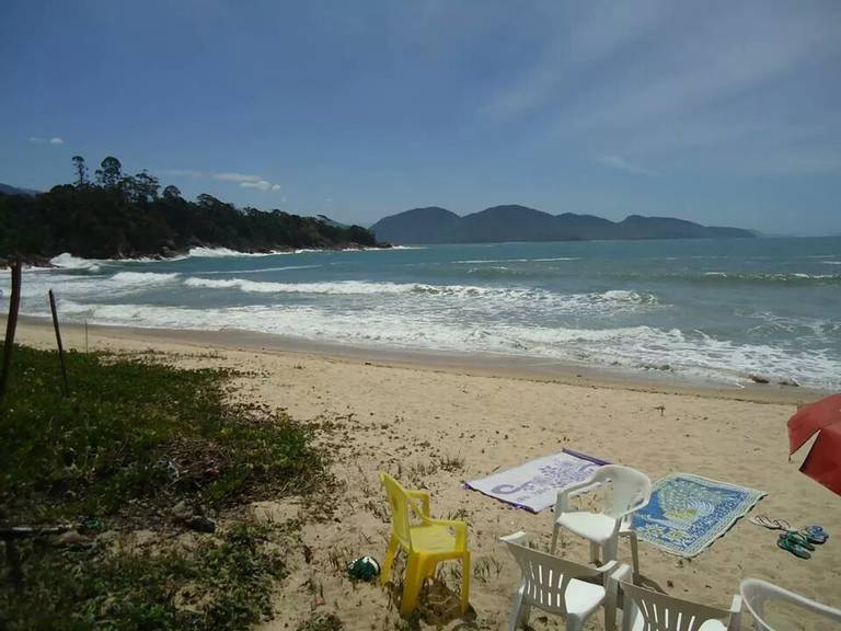 praia-da-cacandoca-ubatuba-state-of-sao-paulo beach