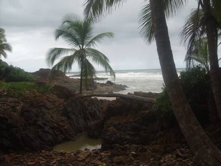 praia-da-engenhoca-itacar%C3%A9-bahia beach