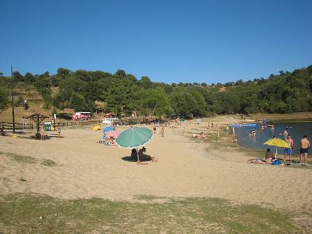 praia-da-fraga-da-pegada-macedo-de-cavaleiros-braganca-district beach