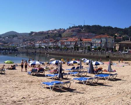 praia-da-ribeira-baiona-galicia beach
