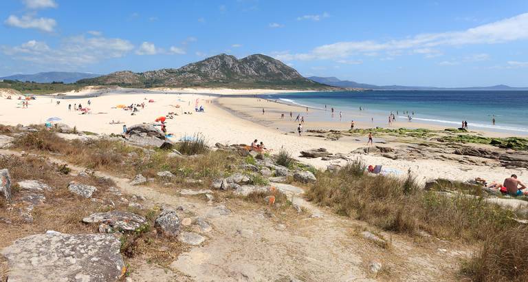 praia-de-area-maior-malpica-galicia beach