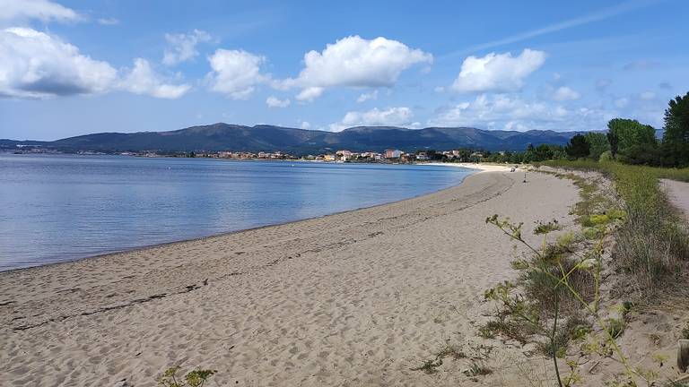 praia-de-carragueiros-o-chazo-galicia beach