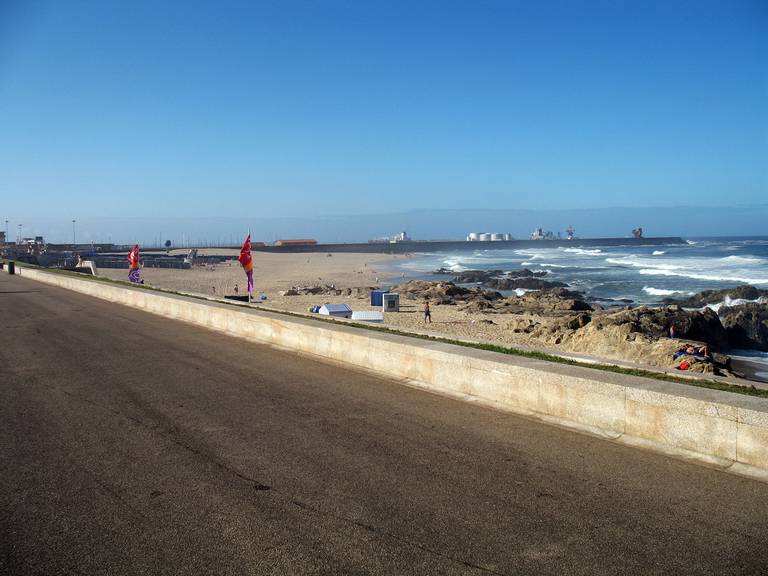 praia-de-le%C3%A7a-matosinhos-north beach