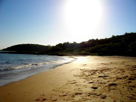 praia-dos-coqueiros-anchieta-esp%C3%ADrito-santo beach