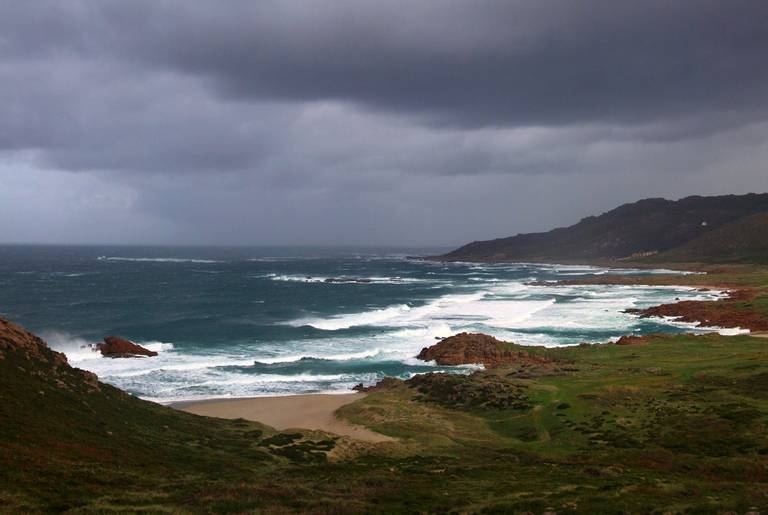 praia-do-trece-camari%C3%B1as-galicia beach