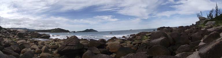 praia-do-ouvidor-garopaba-santa-catarina beach