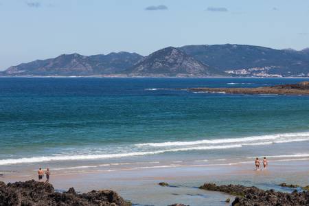 praia-do-r%C3%ADo-vilanova-de-arousa-galicia beach