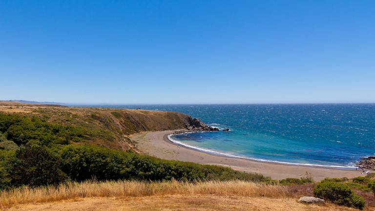 sandy-cove-beach-hume-station-california beach