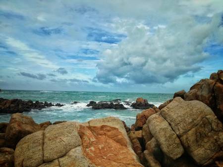 secret-beach-mirissa-southern-province beach