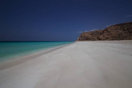 shoab-beach-socotra-island beach