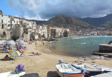 spaggia-delle-punte-lipari-sicily beach