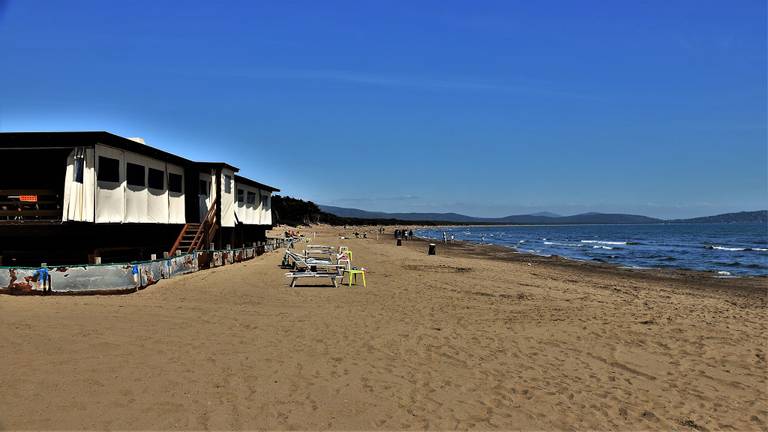 spiaggia-della-feniglia-porto-ercole-tuscany beach