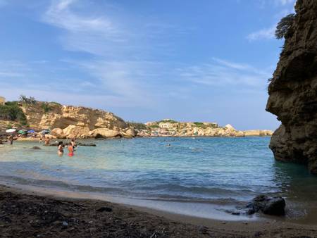 spiaggia-della-pillirina-syracuse-sicily beach