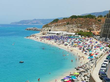 spiaggia-della-rotonda-tropea beach