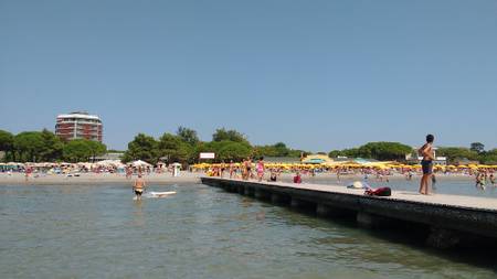 spiaggia-principale-grado-friuli-venezia-giulia beach
