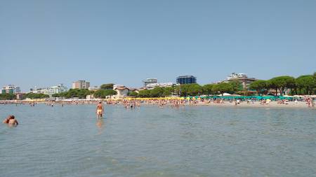 spiaggia-principale-grado-friuli-venezia-giulia beach