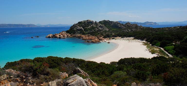 spiaggia-rosa-la-maddalena-sardinia beach