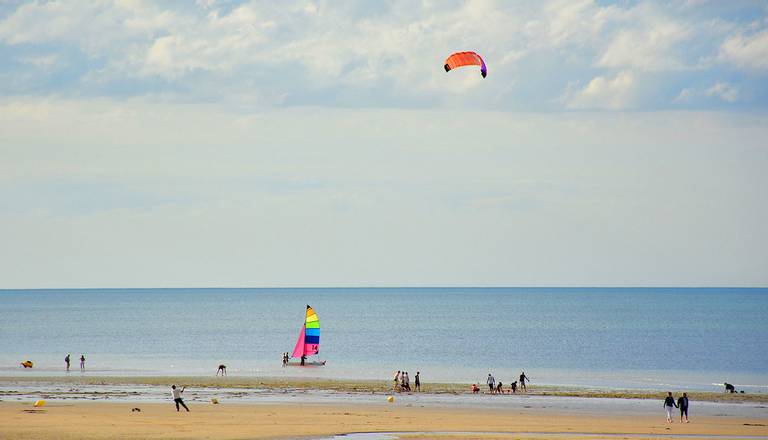 sword-beach-langrune-sur-mer-normandy beach