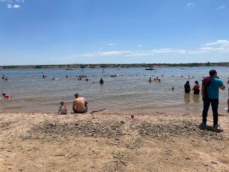 swim-beach-arapahoe-county-colorado beach