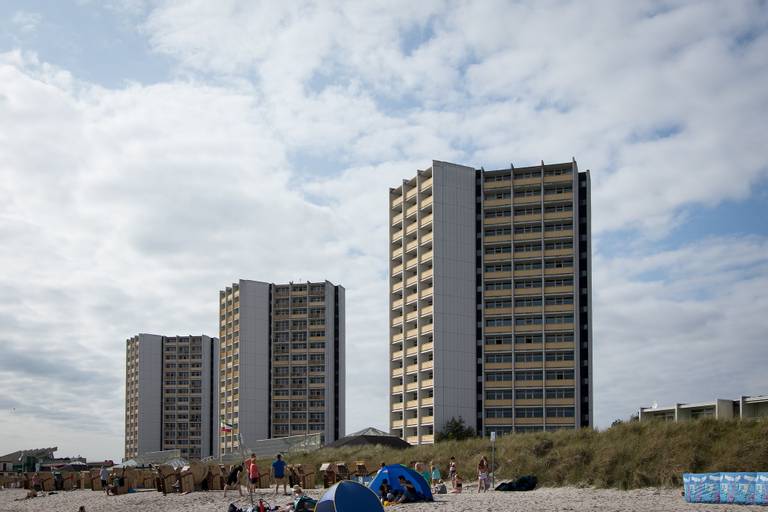 s%C3%BCdstrand-fehmarn-schleswig-holstein beach